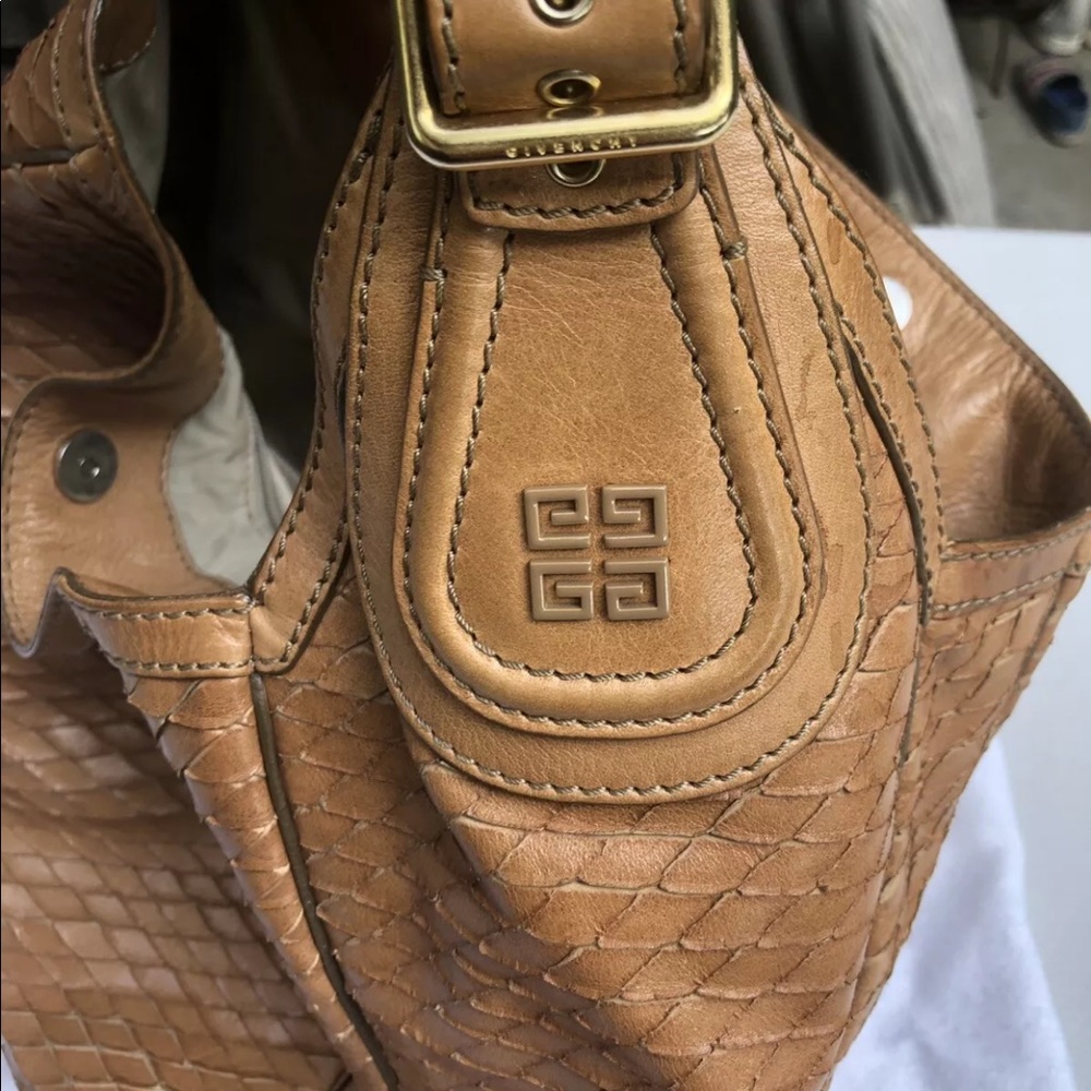 Authentic Givenchy Eclipse Hobo Bone Leather Bag - image 3